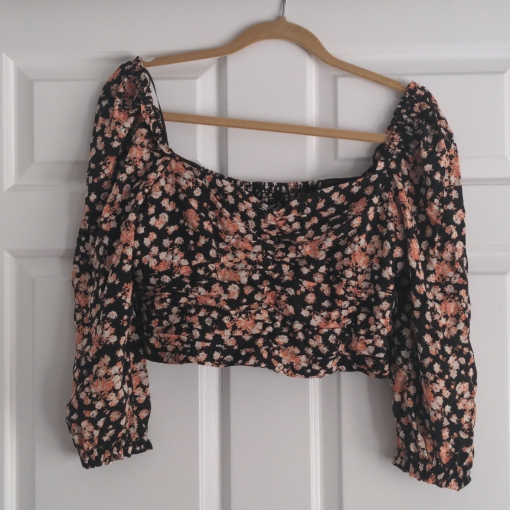 NWT Zara Crop Top